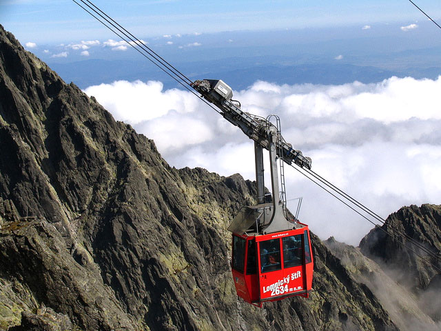 Cableway to Lomnicky Peak
