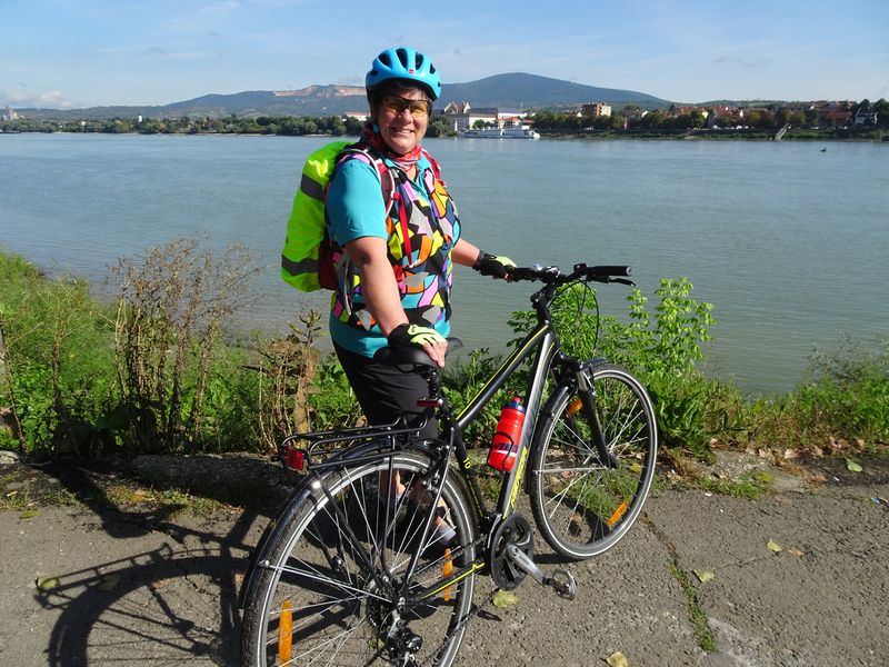 Cycling route along the Danube