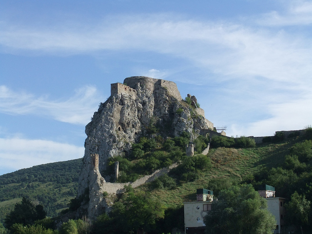 Devin Castle