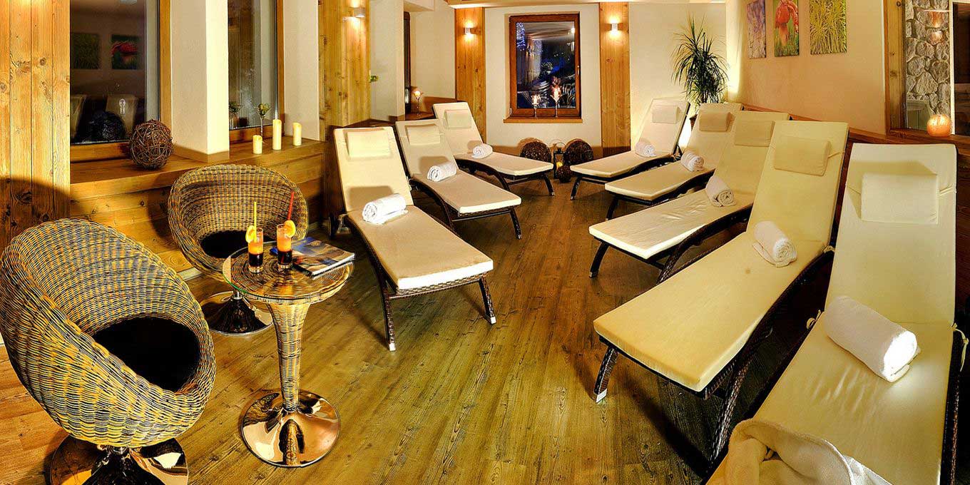 Natural Wellness Center - FIS Hotel