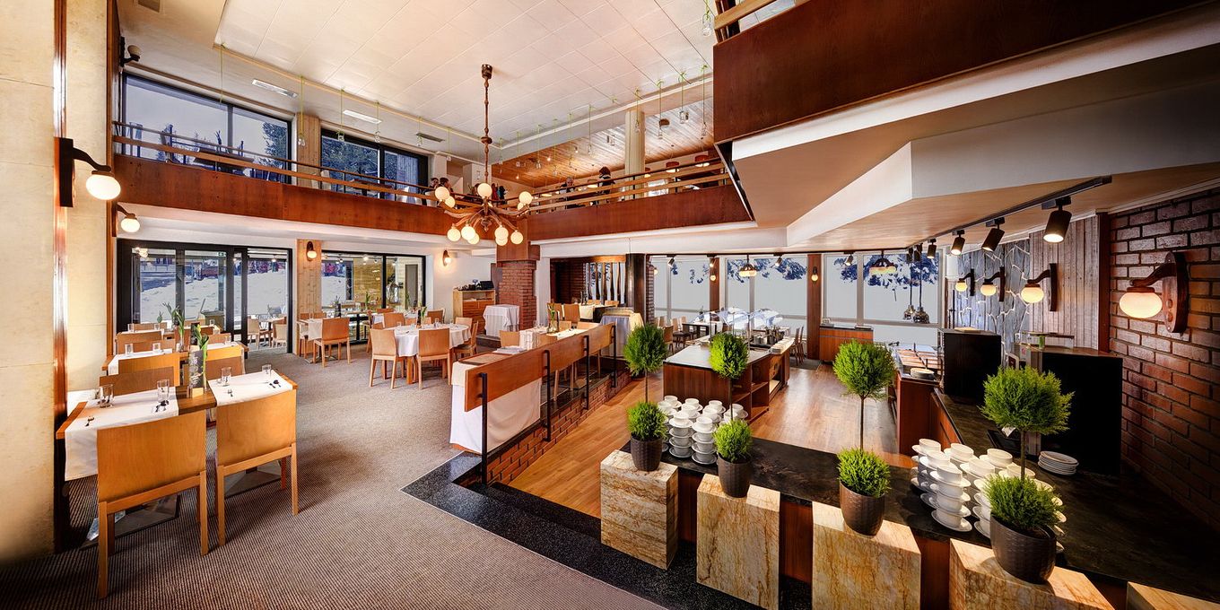 Restaurant - FIS Hotel