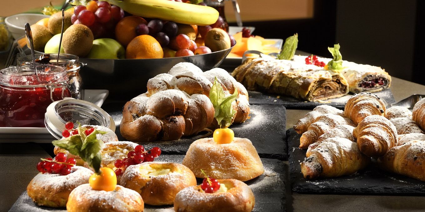 Breakfast - Grand Hotel