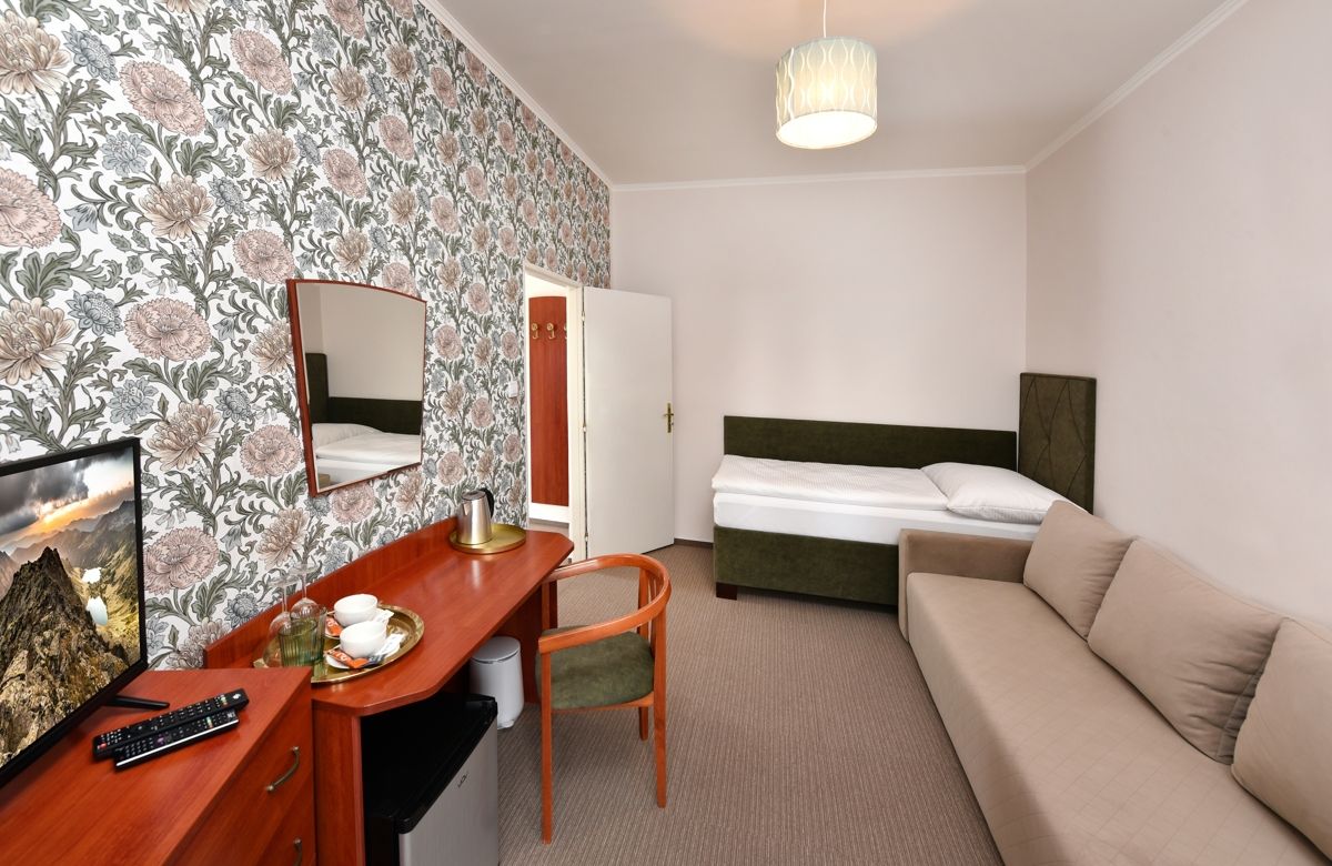 Family room extra bed - APLEND Lujza Major Hotel