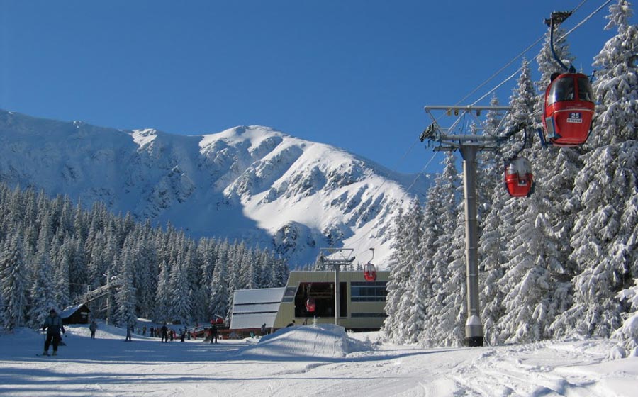 Skiing in Jasna