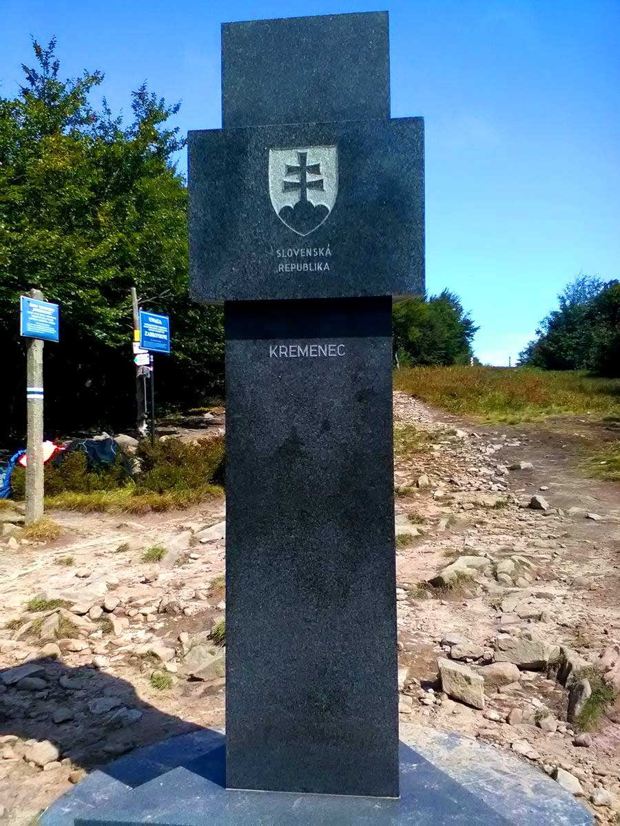 Kremenec Tripoint - Slovak Side